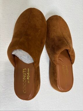 Coconuts by Matisse Suede Slip-On Mules in Chestnut Brown BELLA size 9M